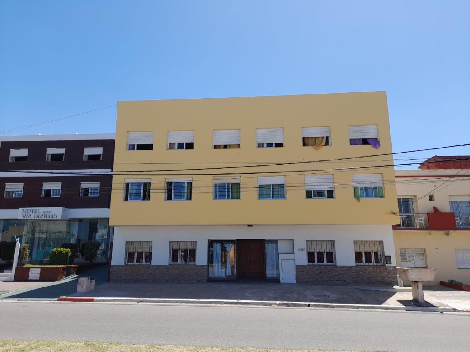 Mutualidad De Empleados Del Club Gimnasia Y Esgrima De Buenos Aires * Mar de Ajo
